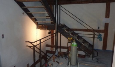 svg+xml;charset=utf-8,%3Csvg%20xmlns%3D Metallgestaltung - wagenschmitte.com | Jucker Technik AG, Neerach